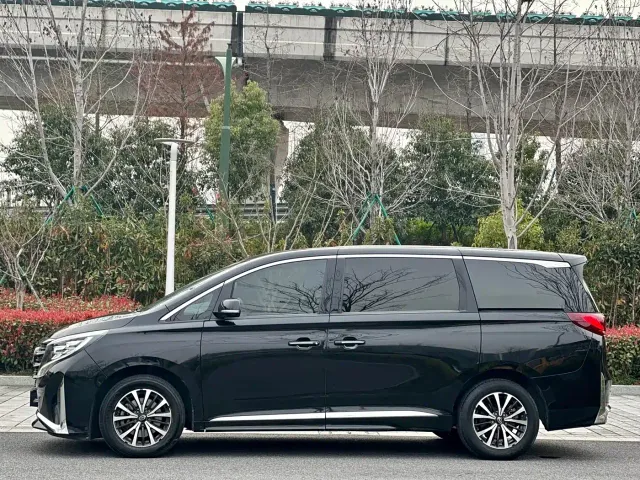 GAC Trumpchi M8 — Фото автомобиля 7