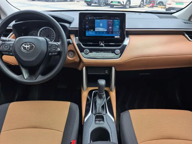 Toyota Corolla Cross — Фото автомобиля 17