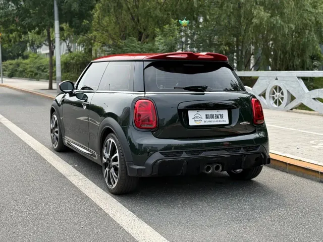 MINI John Cooper Works — Фото автомобиля 4