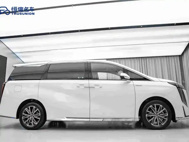 GAC Trumpchi M8 — Фото автомобиля 4