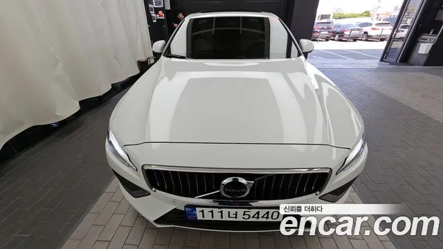 Вольво S60 S60 третьего поколения B5 Ultimate Bright — Фото автомобиля 29