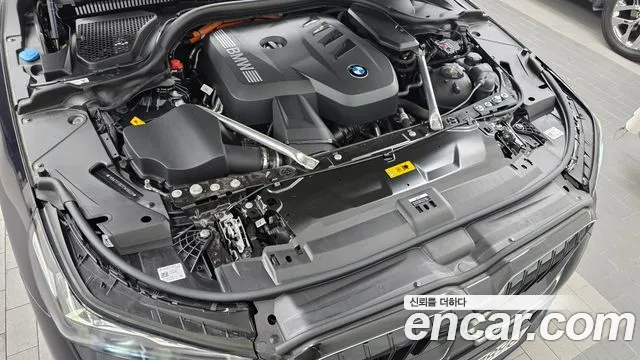 BMW 5 Series — Фото автомобиля 9