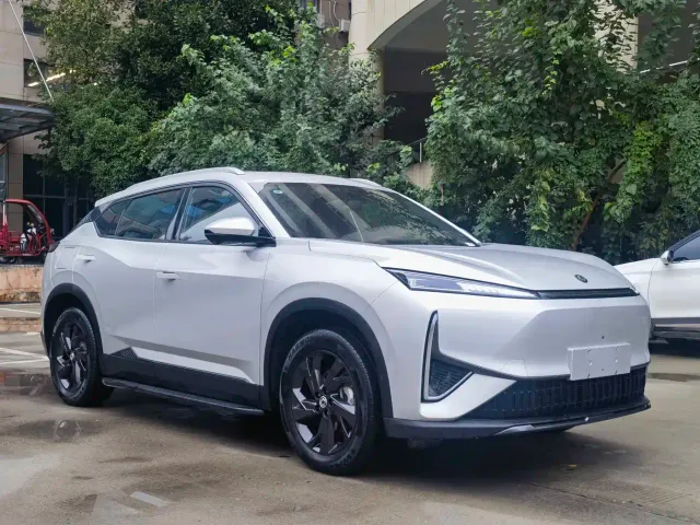 Dongfeng Fengshen L7 — Фото автомобиля 3
