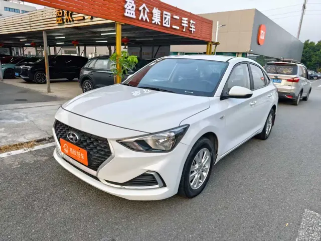 Фотография автомобиля — Hyundai Elantra