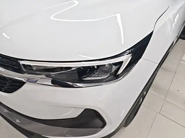 Buick Encore — Фото автомобиля 23
