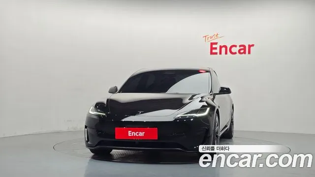 Tesla Model 3 — Фото автомобиля 3