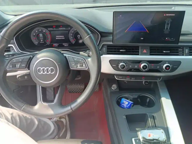 Audi A4L — Фото автомобиля 12