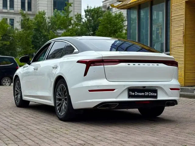 Bestune B70 — Фото автомобиля 9