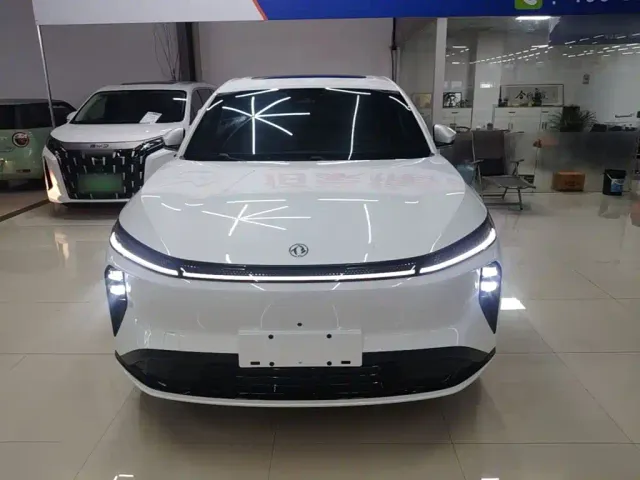 Dongfeng Aeolus L8 — Фото автомобиля 2