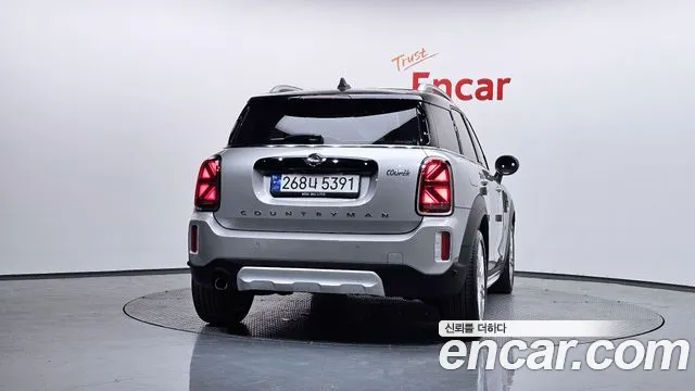 Mini Countryman — Фото автомобиля 4