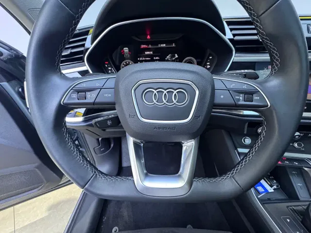 Audi Q3 — Фото автомобиля 22