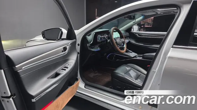 Hyundai Grandeur Grandeur (New) — Фото автомобиля 10