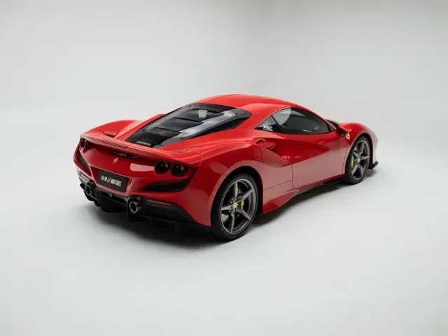 Ferrari F8 — Фото автомобиля 8