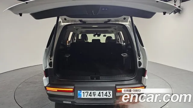 Hyundai Santafe Santa Fe (MX5) Бензин 2.5T 2WD — Фото автомобиля 20