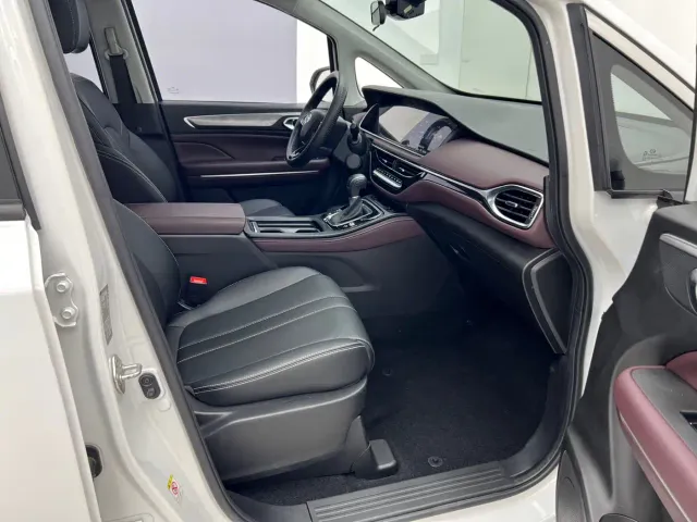 GAC Trumpchi M6 — Фото автомобиля 12