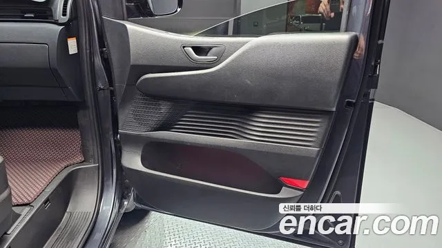 Hyundai Staria — Фото автомобиля 14