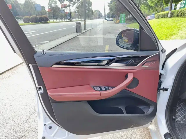 BMW X3 — Фото автомобиля 6