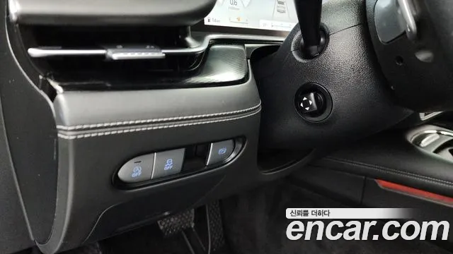 Genesis G90 Бензин 3.5 турбо AWD — Фото автомобиля 15