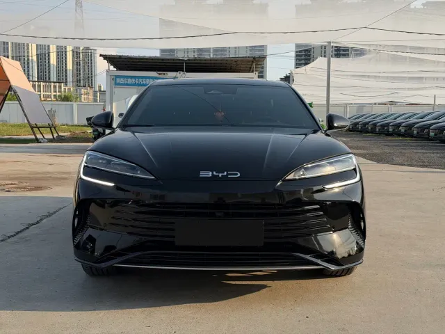 BYD Seal 07 DM-i — Фото автомобиля 2