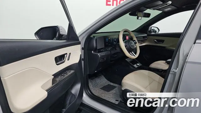 Hyundai Kona Kona (SX2) Бензин 2.0 2WD — Фото автомобиля 8