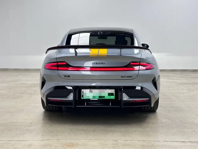 Xiaomi SU7 Ultra — Фото автомобиля 5