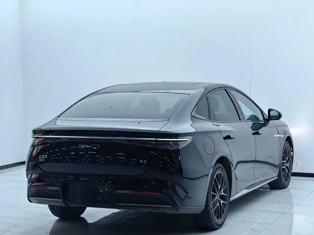 BYD Seal — Фото автомобиля 14
