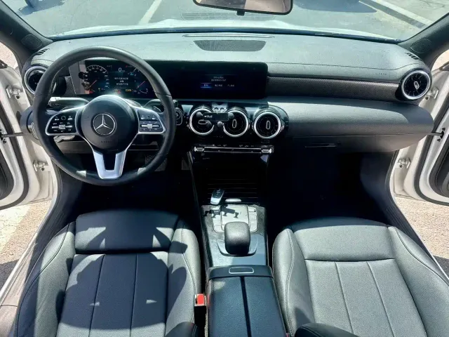 Mercedes-Benz A-Class — Фото автомобиля 8