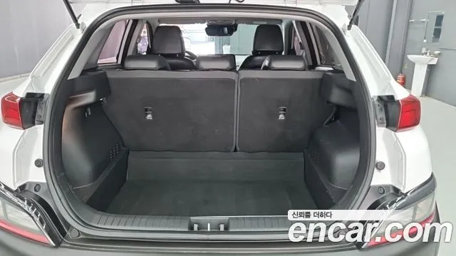 Hyundai Kona Kona (New) — Фото автомобиля 15