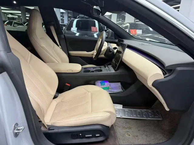 Nio ET5 Touring — Фото автомобиля 9