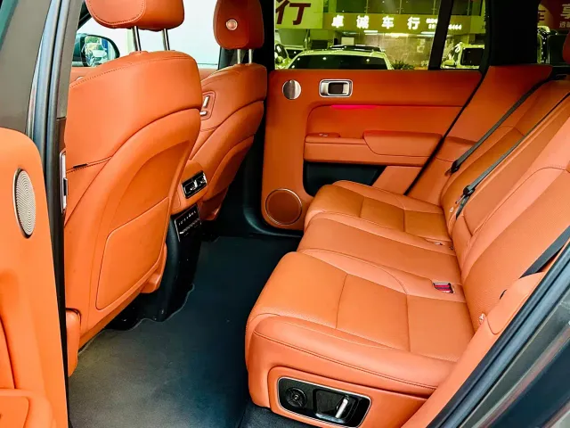 Li Auto L7 — Фото автомобиля 6