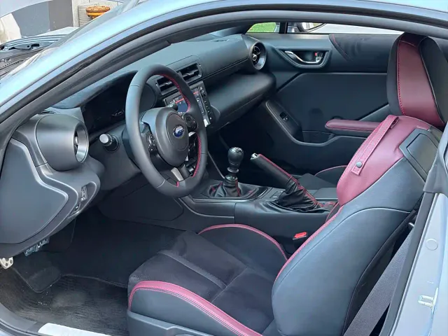 Subaru BRZ — Фото автомобиля 7