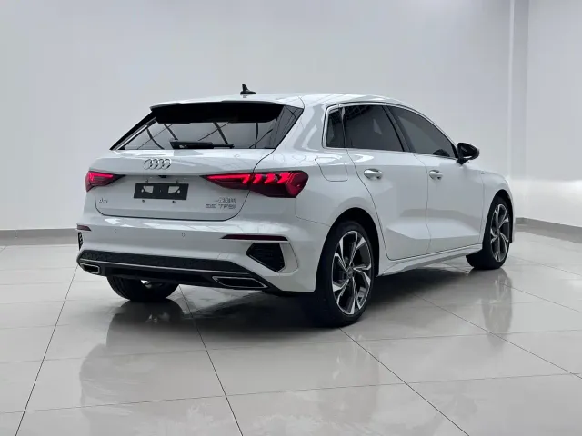 Audi A3 — Фото автомобиля 4