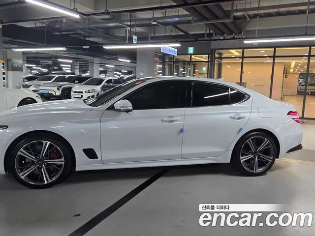 Genesis G70 New — Фото автомобиля 3