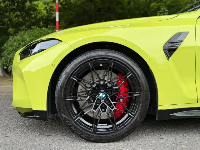 BMW M4 — Фото автомобиля 13