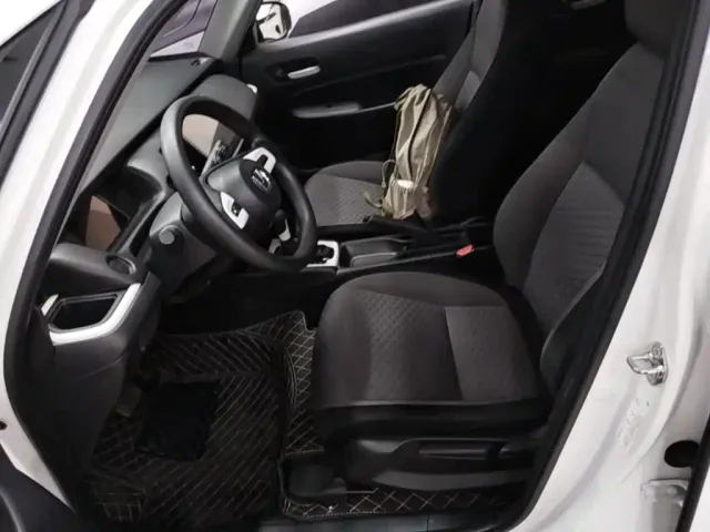 Honda Fit — Фото автомобиля 14