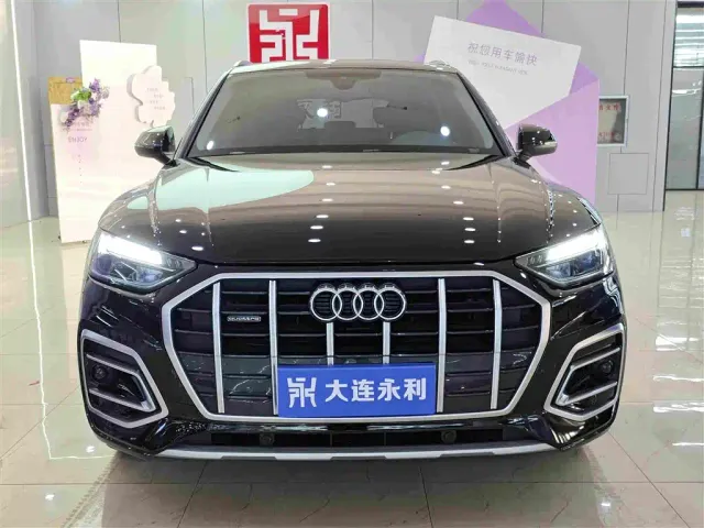Audi Q5L — Фото автомобиля 2