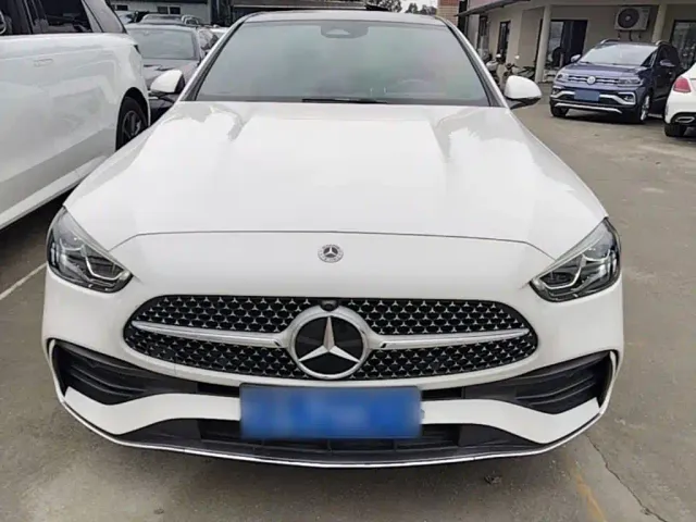 Mercedes-Benz C-Class — Фото автомобиля 2
