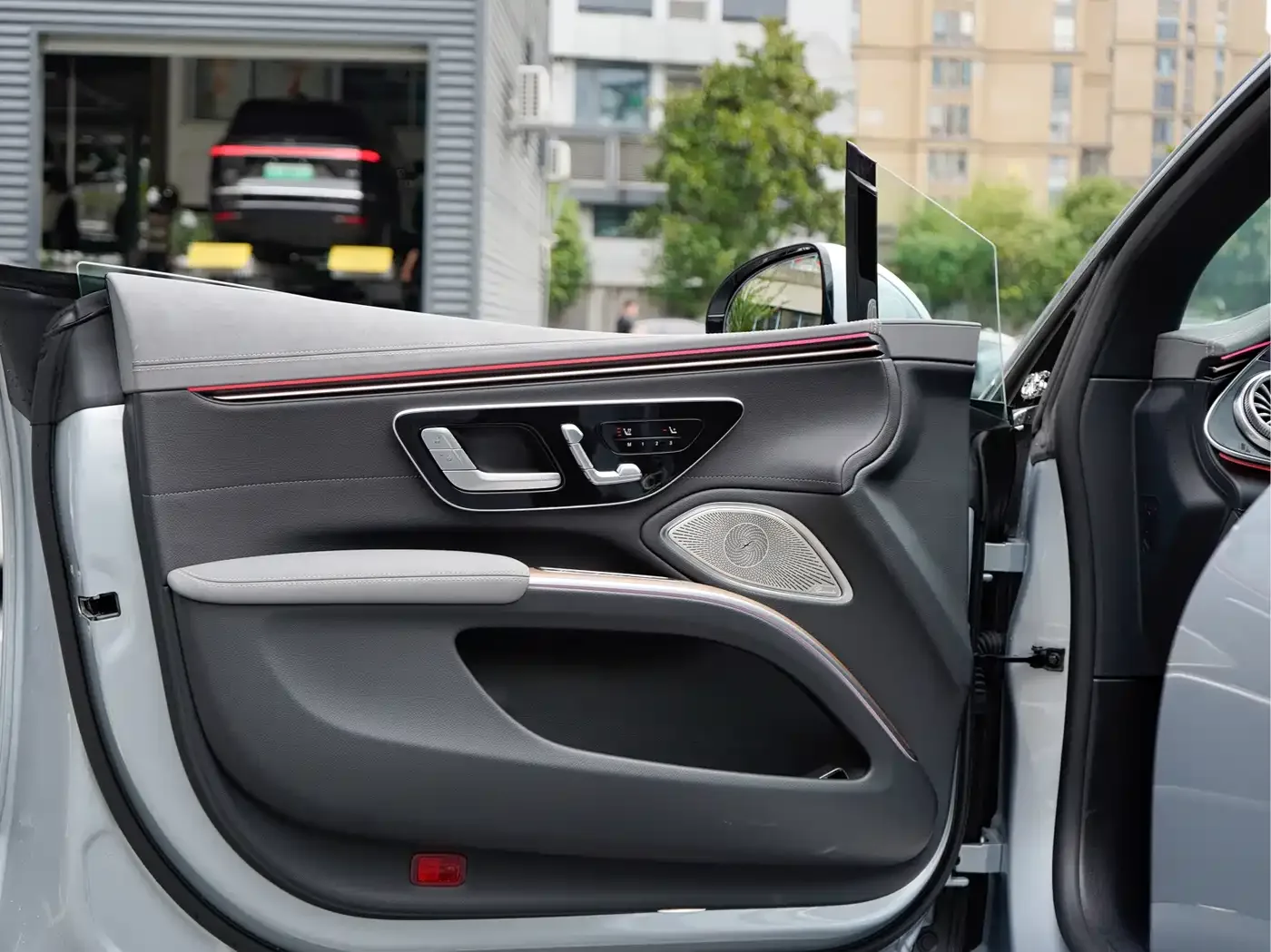Mercedes-Benz Mercedes-Benz EQS 2023 450+ Pioneer Edition — Фото автомобиля 17