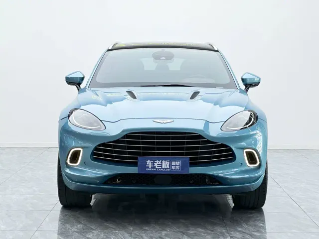 Aston Martin DBX — Фото автомобиля 2