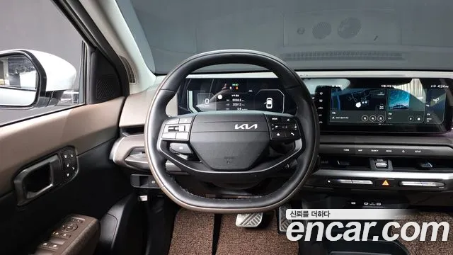 Kia EV4 — Фото автомобиля 19