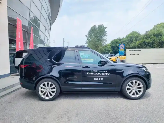 Land Rover Discovery — Фото автомобиля 9