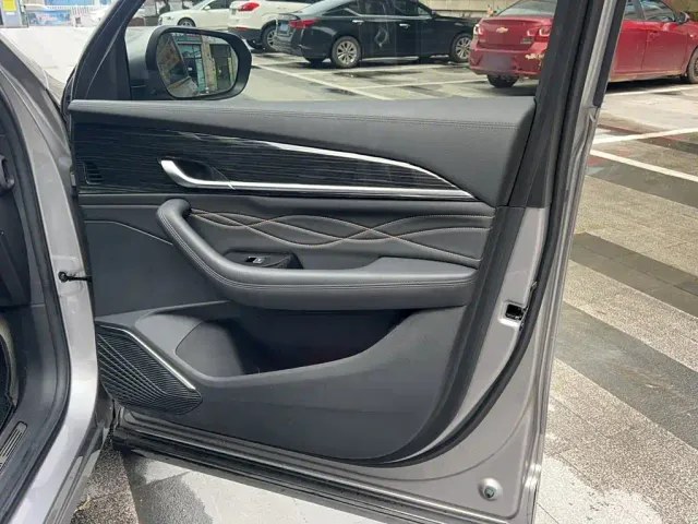 Geely Xingyue L — Фото автомобиля 14