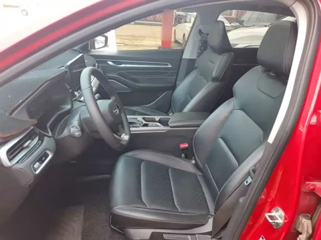 Geely Emgrand — Фото автомобиля 14