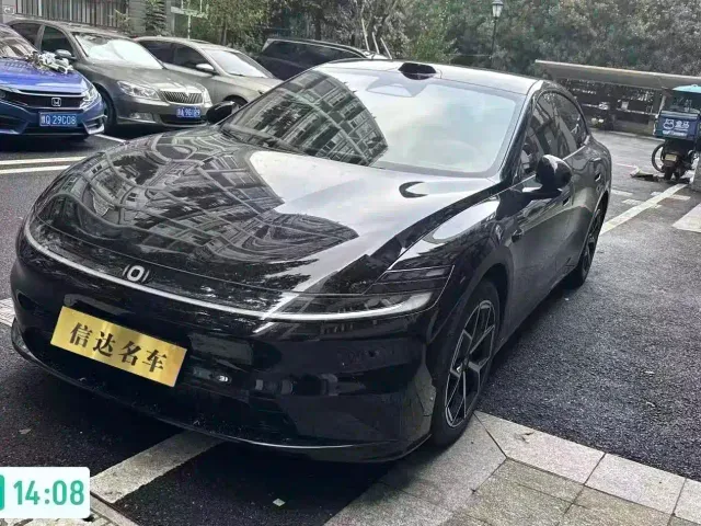 Фотография автомобиля — Changan Qiyuan A06