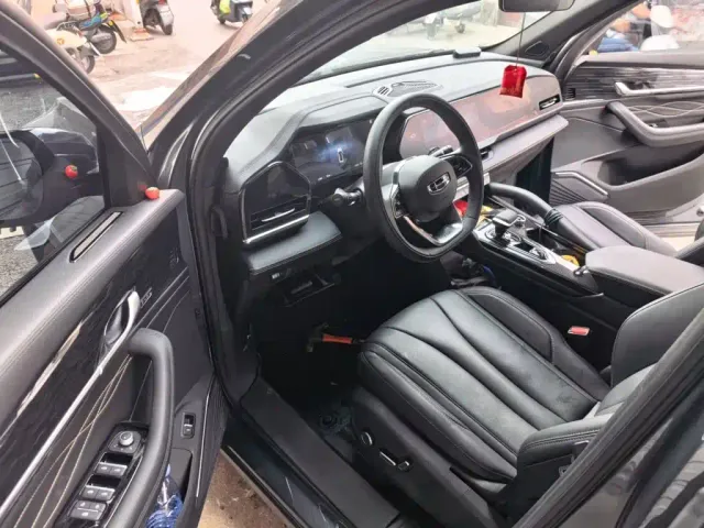 Geely Xingyue L — Фото автомобиля 12