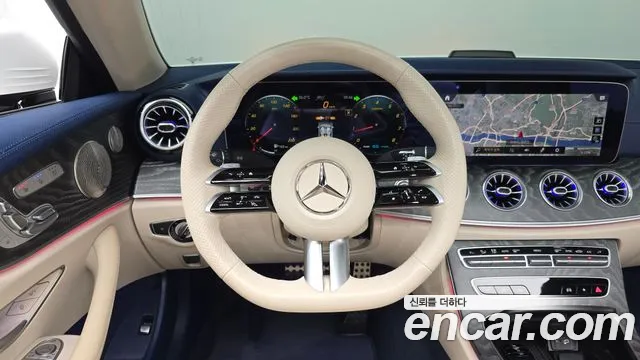 Mercedes-Benz E-Class — Фото автомобиля 12
