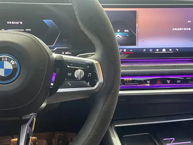 BMW i7 — Фото автомобиля 15