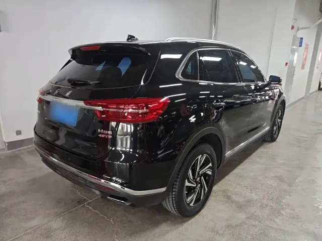 Hongqi HS5 — Фото автомобиля 6