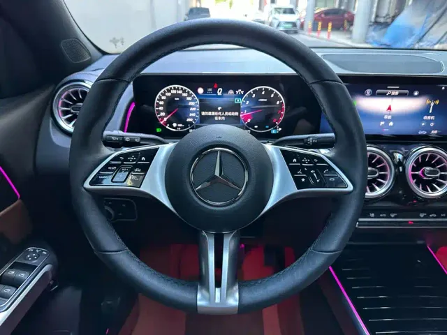 Mercedes-Benz GLB-Class — Фото автомобиля 12