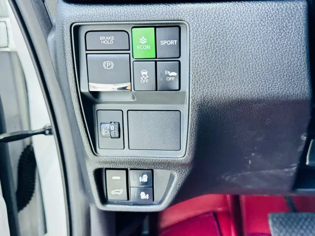 Honda Odyssey — Фото автомобиля 15